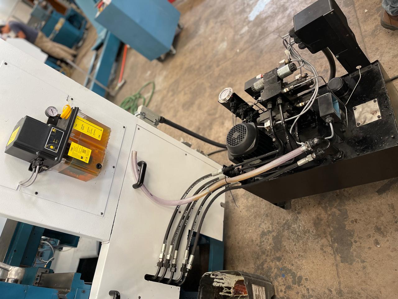 Torno CNC Romi ECN 40 Retrofitado - Foto 2