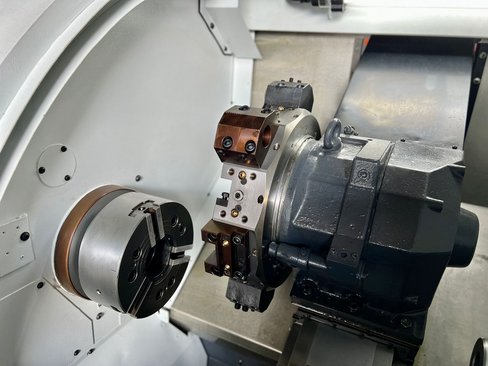 Torno CNC Okuma Crown - Foto 7