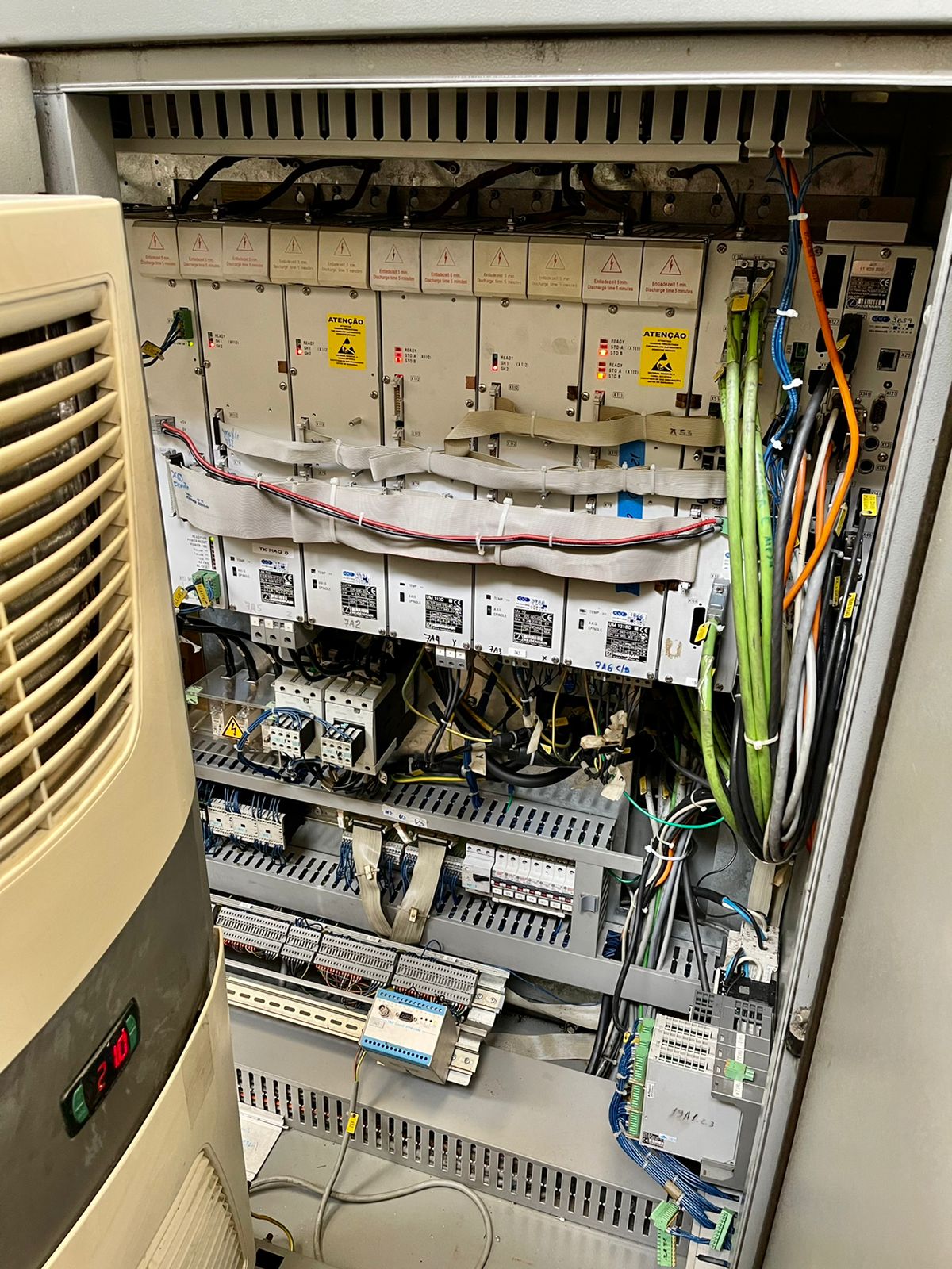 Centro de Usinagem DMG DMU60T 5 eixos - Foto 4